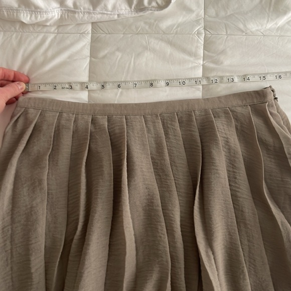 Cheap Monday Grey Silk Pleated Skirt - Picture 5 of 5